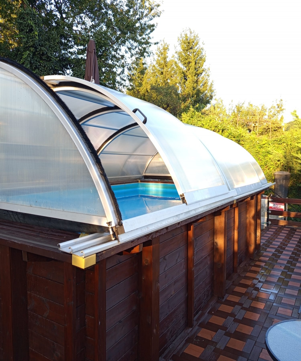 Private swimming pool